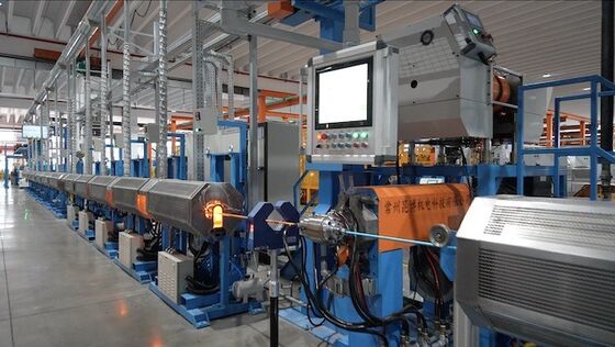 satın almak Maksimum 100m/dakika Hat Hızı ve Silikon Kauçuk İzolasyonlu 50rpm Vidalı Hız Silikon Tel Ekstrüzyon Hattı online manufacture