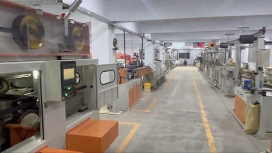 Acquistare Linea di produzione per estrusione ad alta velocità di cavi automobilistici 1500m/min per materiali in PVC e TPE online manufacture
