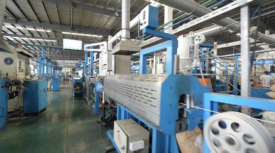 membeli Ekstruder Tandem Tali Kawat Fotovoltaik dengan Lini Produksi Ekstrusi Satu Langkah pada 200m/mnt online manufacture